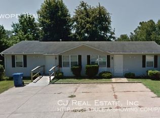 19007 E Swope Trl, Independence, MO 64056