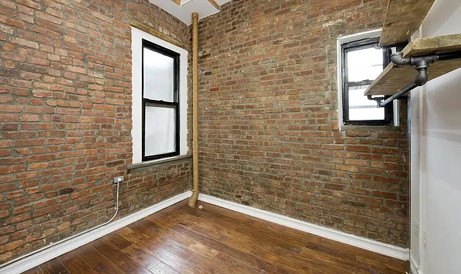 Rented by Triumph Property Group | media 4