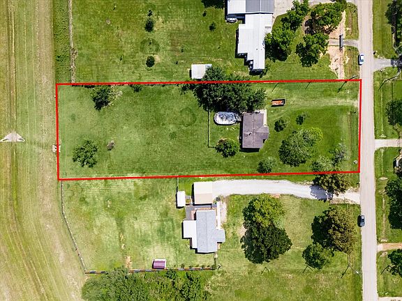 2nd image of 2815 Pisces St