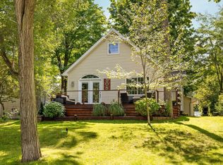 806 Indian Trail Blvd, Traverse City, MI 49686