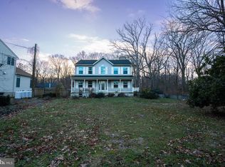 7617 N Point Rd, Baltimore, MD 21219