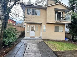 1318 Ross Rd #1, North Vancouver, BC V7J1V2
