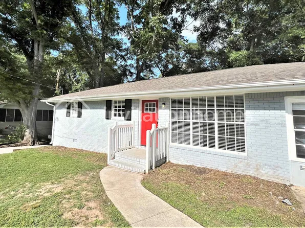 1555 Mountain View Cir NW, Conyers, GA 30012