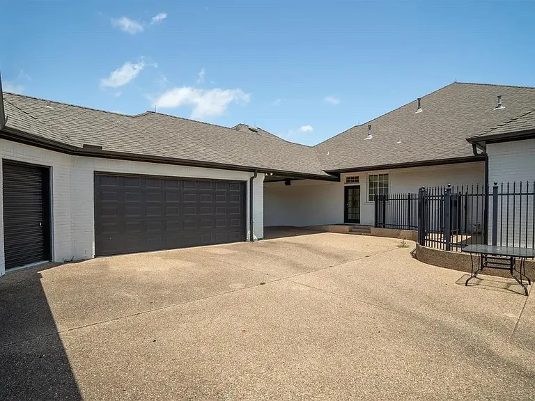 W Hickory Ridge Cir — Photo 17