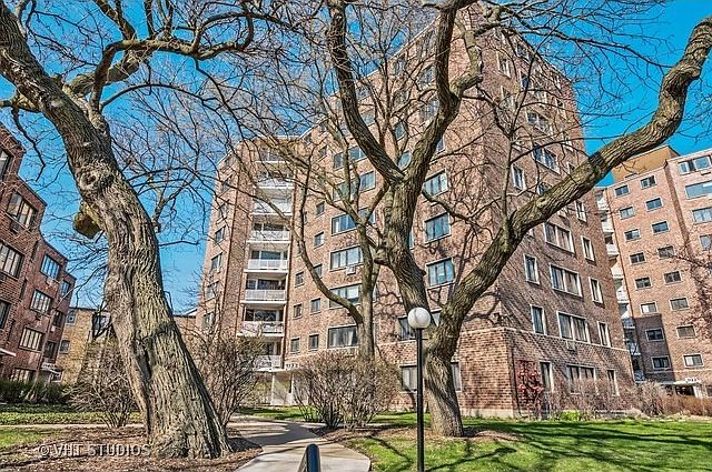 1st image of 1132 W Lunt Ave APT 1D