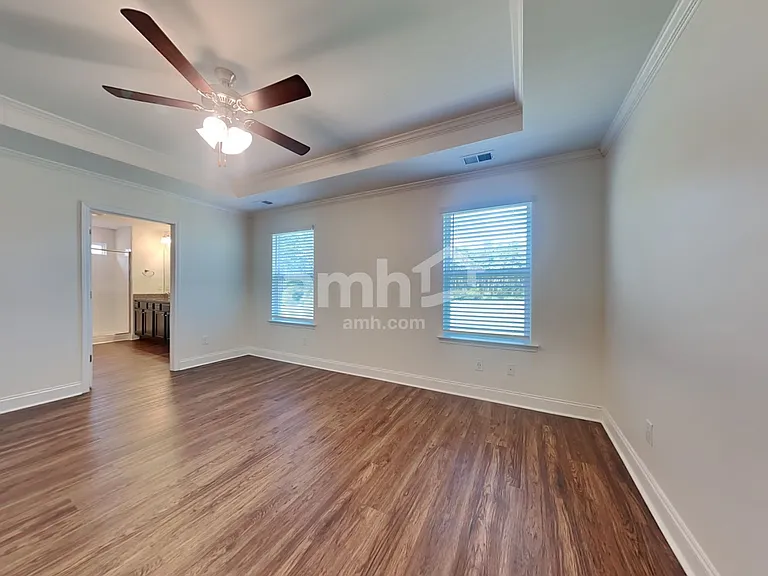320 Azore Way — Photo 11