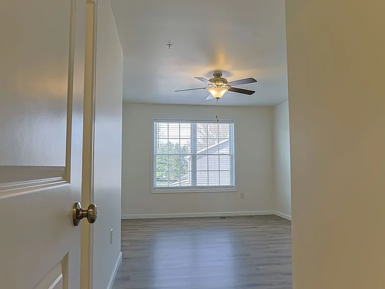 6 Scarlett St — Photo 10