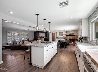 1017 W Glenn Dr, Phoenix, AZ 85021
