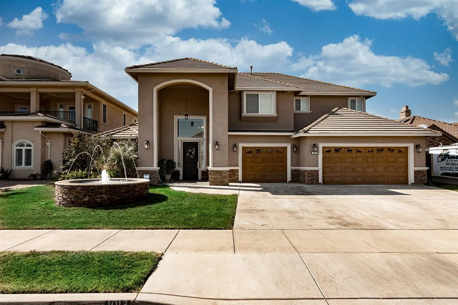 1013 N Canyon Dr photo 1