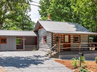 11 Rhododendron Dr, Asheville, NC 28805