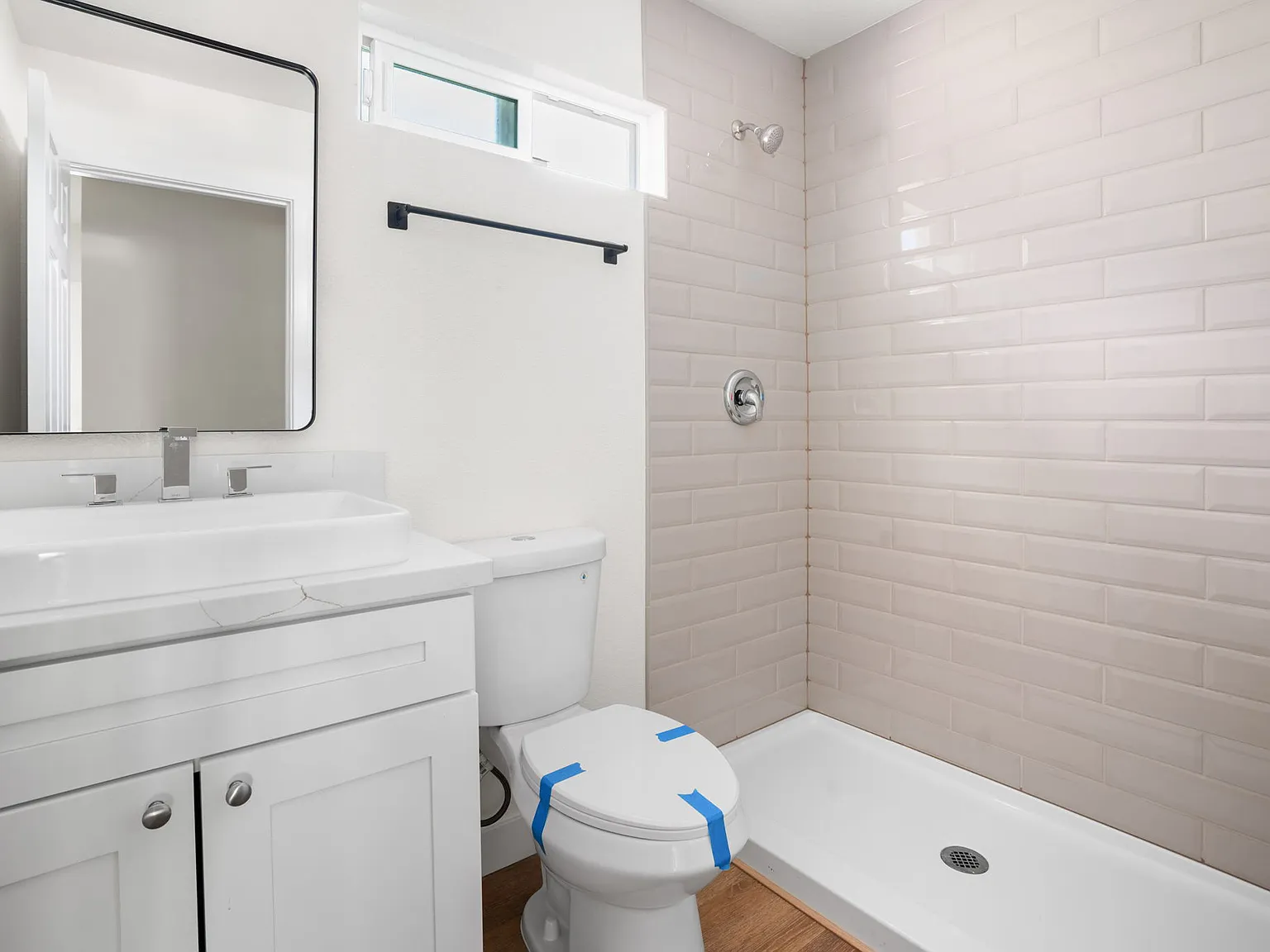 3 bed, 1000 sqft, $3,450 — Photo 4