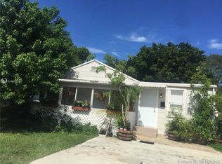 221 SW 2nd Ave, Hallandale, FL 33009