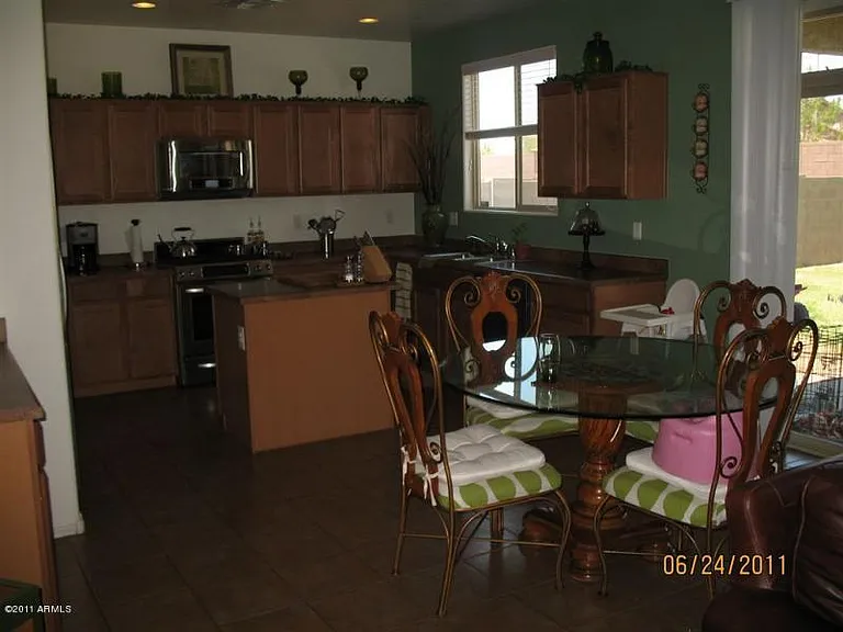 7308 W Glass Ln — Photo 3