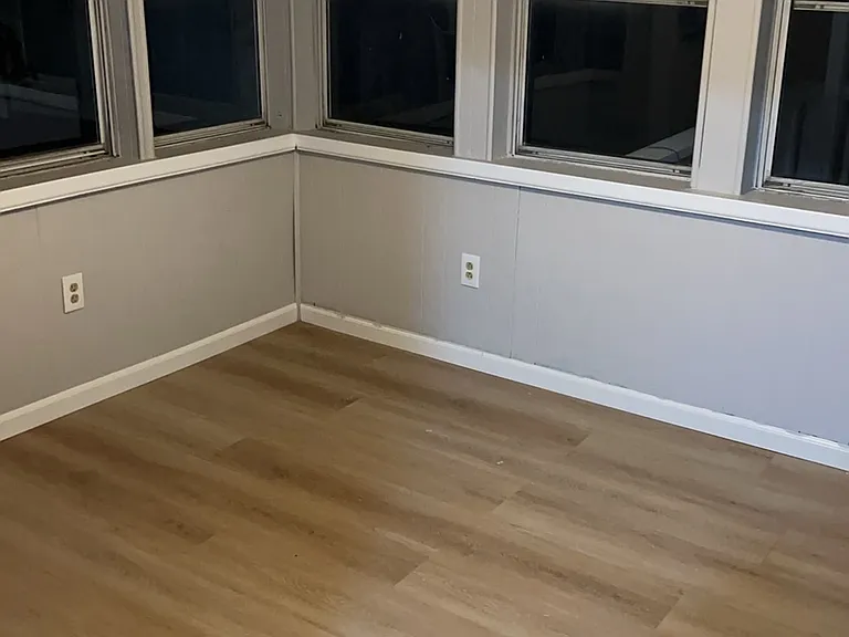 7 Mettler St — Photo 1