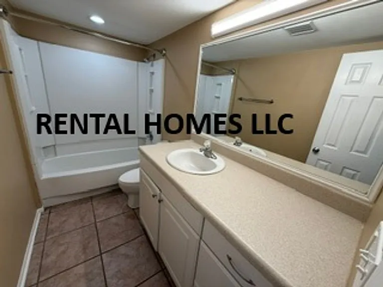 134 Wilson Dr — Photo 10