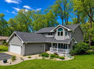 512 Wiswell DRIVE, Williams Bay, WI 53191