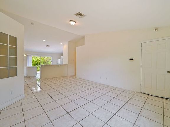 4th image of 1713 Unice Ave N