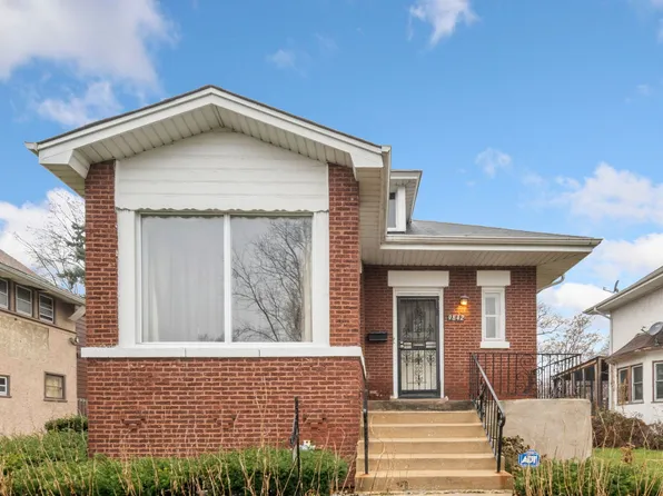 9842 S Winston Ave, Chicago, IL 60643