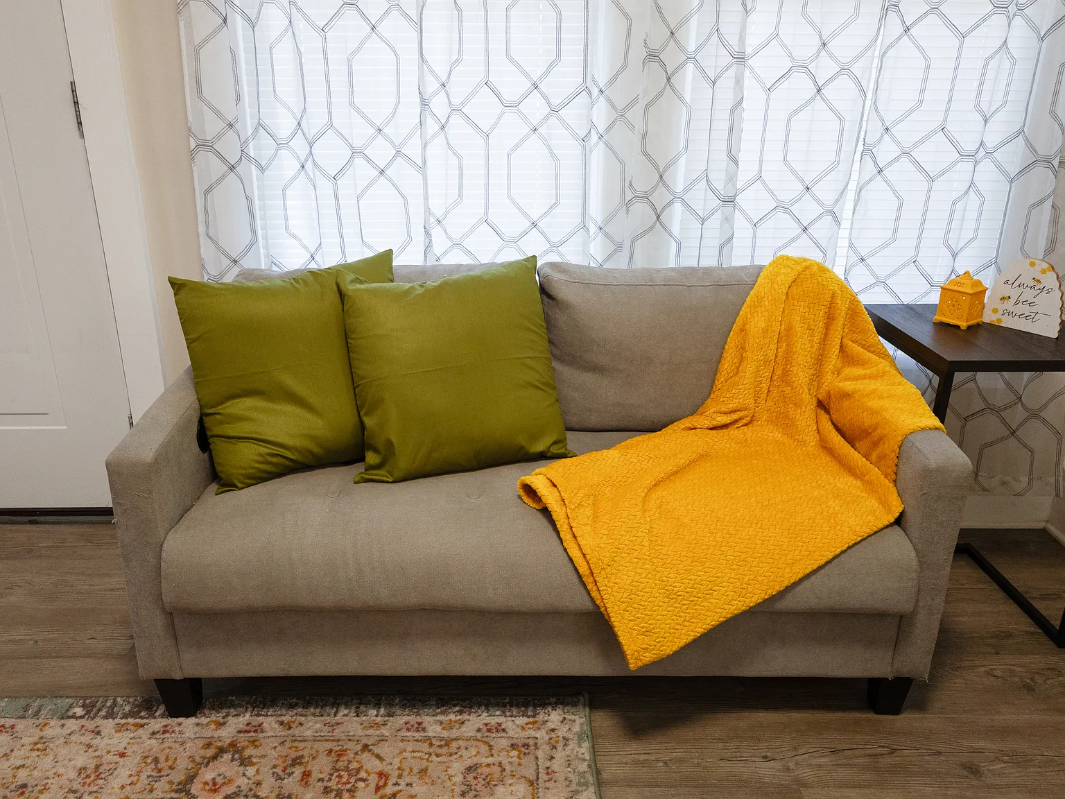 Honey Hive — Photo 3