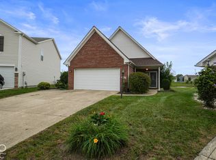 907 Amesbury Ct, Indianapolis, IN 46217
