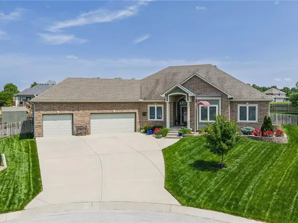 14165 Ashbury Ct, Basehor, KS 66007