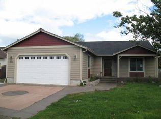 3369 W Harvard Ave, Roseburg, OR 97471