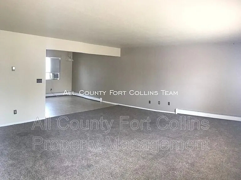 804 19th Ave — Photo 2