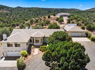 5400 N Skyhawk Rd, Paulden, AZ 86323