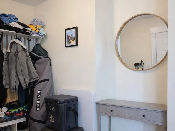 25 7th St #1, Medford, MA 02155