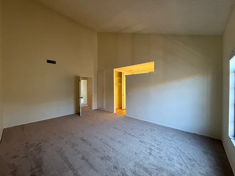 1122 Campbell St #1 — Photo 19