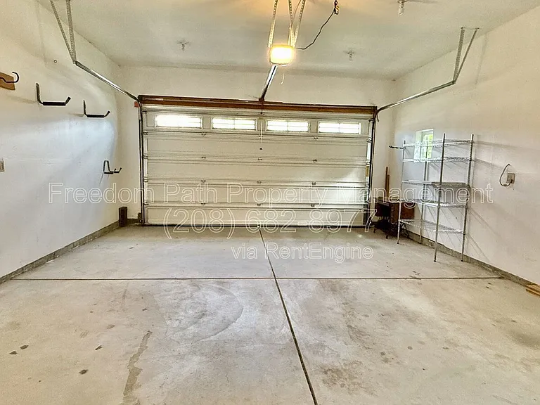 406 Lundblad Pl — Photo 21