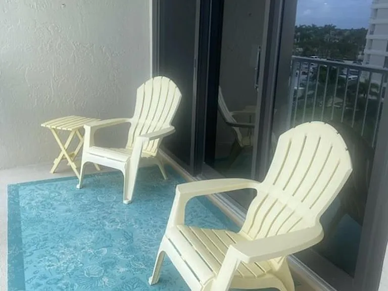 260 Seaview Ct #508 — Photo 15