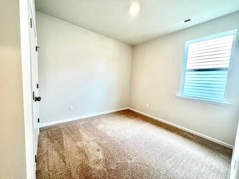 5010 Markfield Ln — Photo 7