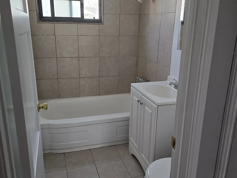8927 Reading Ave #8927 — Photo 2