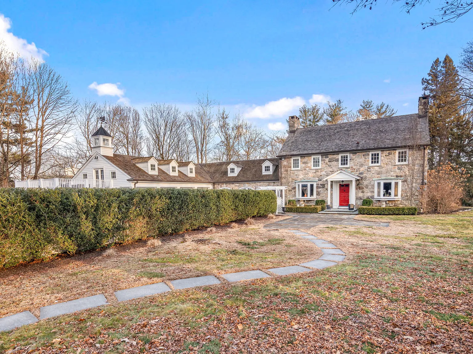 7 bed, 7933 sqft, $20,000 — Photo 1