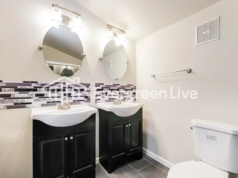 1596 Jonesboro Rd SE — Photo 11