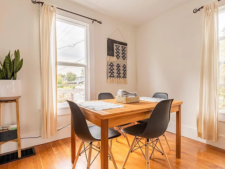 822 NE Mason St — Photo 5
