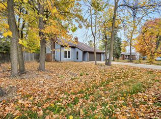 1718 Acorn Ct, Menasha, WI 54952