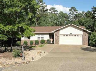 12 Rollo Ln, Hot Springs Village, AR 71909