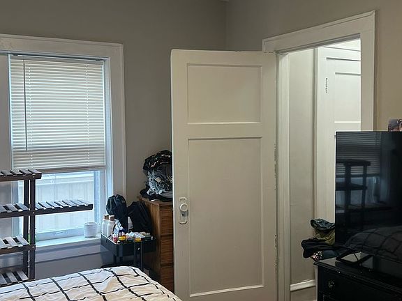 5th image of 1922 N Palmer St #2