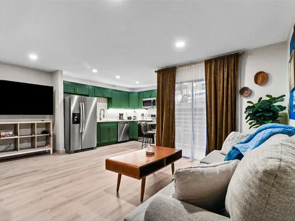 1840 Burton Dr APT 192, Austin, TX 78741