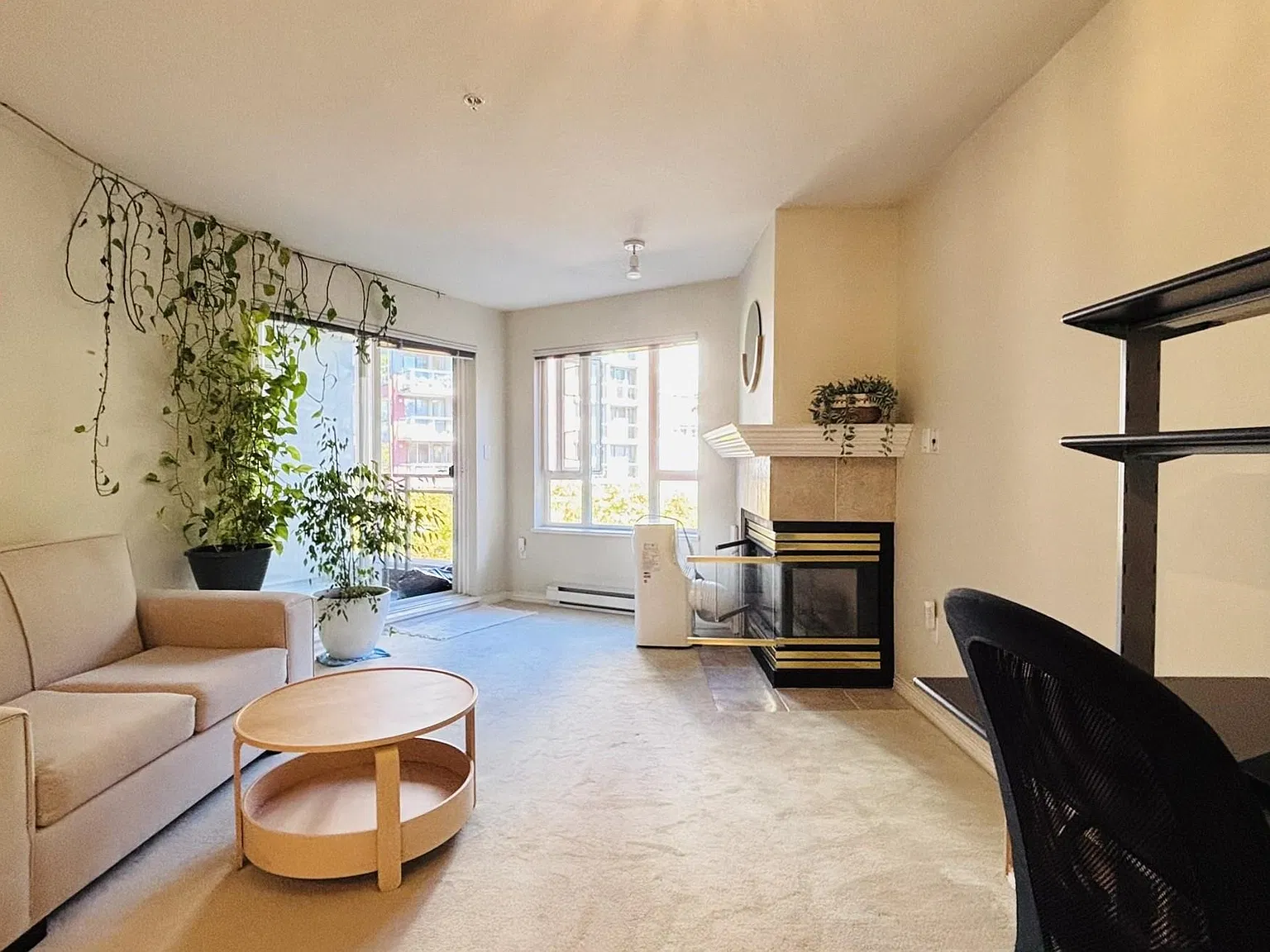 1 bed, 692 sqft, $2,500 — Photo 4