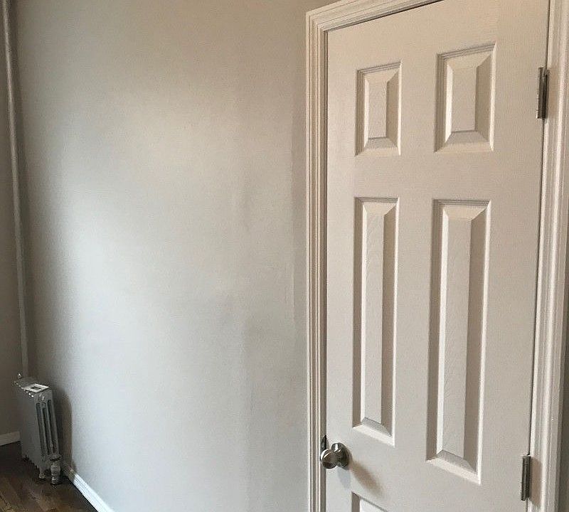 1st image of 2608 Creston Ave APT 2E