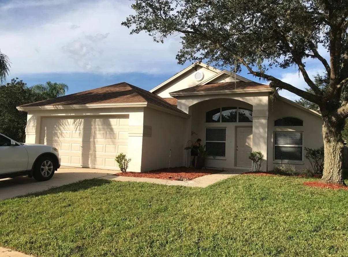 3 bed, 1533 sqft, $2,390 — Photo 2