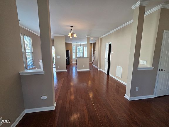 5th image of 100 Stratford Lakes Dr Unit 162