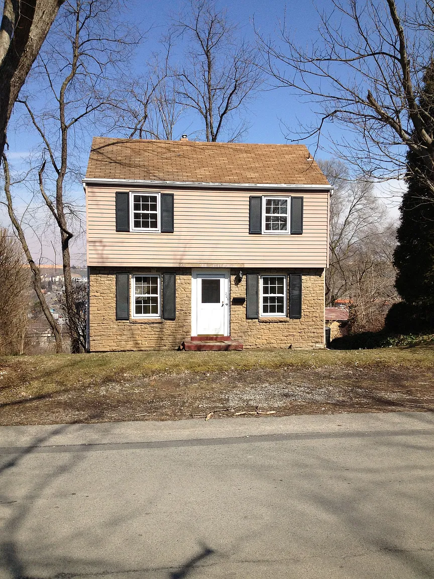 201 Nantucket Dr photo 1