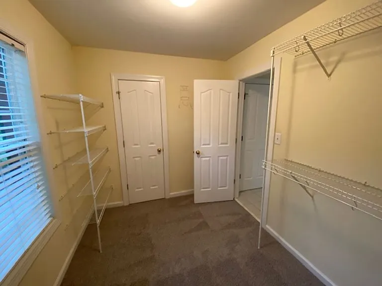 506 Eagle Pointe Dr — Photo 16