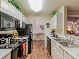 Rivoli Run Apartments