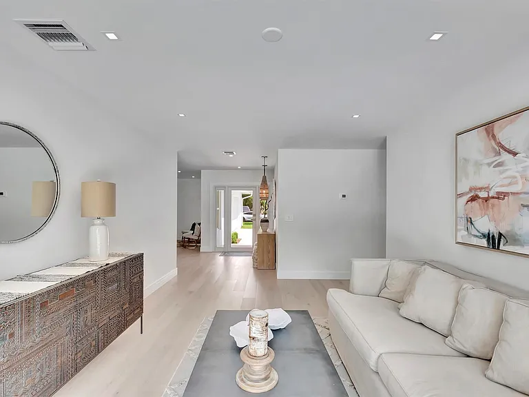 530 NW 14th St — Photo 30
