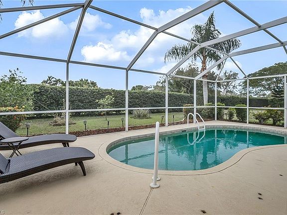 3rd image of 8708 Manderston Ct